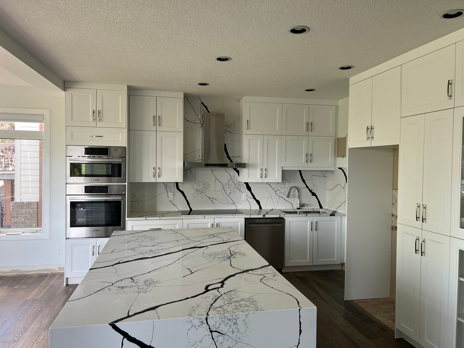 Custom Kitchen Cabinets in Calgary - Coldii Calgary project