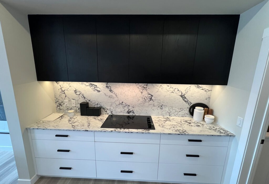 Luxury high-end kitchen with premium finishes and quartz countertop – custom design by Coldii Inc. in Calgary