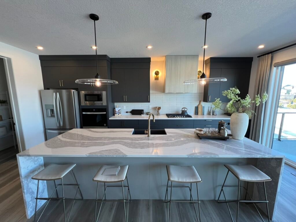 Luxury high-end kitchen with premium finishes and quartz countertop – custom design by Coldii Inc. in Calgary